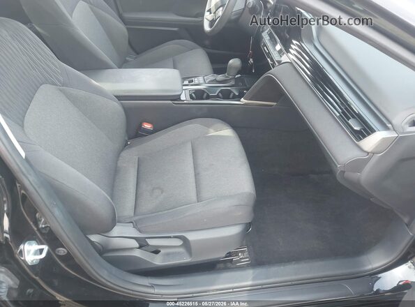 4T1DAACK5SU119445 2025 TOYOTA CAMRY Черный Вид салона спереди