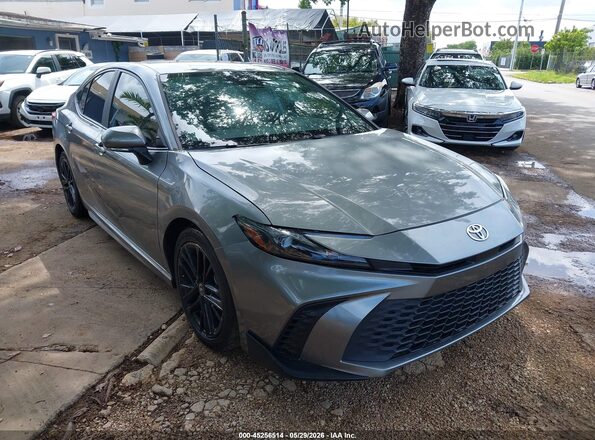 4T1DAACK5SU569824 2025 TOYOTA CAMRY Gray Przód prawy