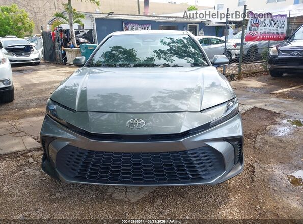 4T1DAACK5SU569824 2025 TOYOTA CAMRY Gray Widok zestawu wskaźników