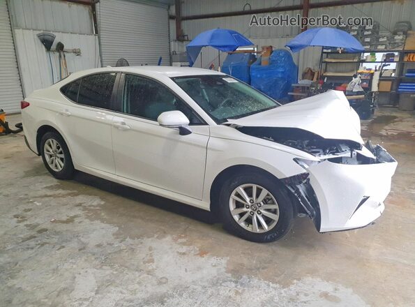 4T1DAACK6SU640299 2025 TOYOTA LE Белый Передняя правая четверть
