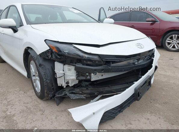 4T1DAACK8TU259569 2026 TOYOTA LE Белый Вид спереди