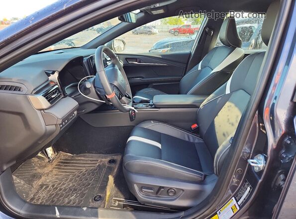 4T1DAACK8TU694561 2026 TOYOTA CAMRY Blue Widok wnętrza z przodu