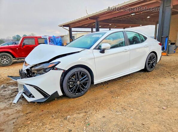 4T1DAACK9SU058519 2025 TOYOTA CAMRY Белый Передняя левая четверть
