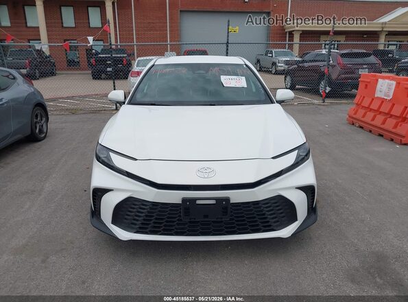 4T1DAACK9SU139505 2025 TOYOTA CAMRY White Widok z przodu