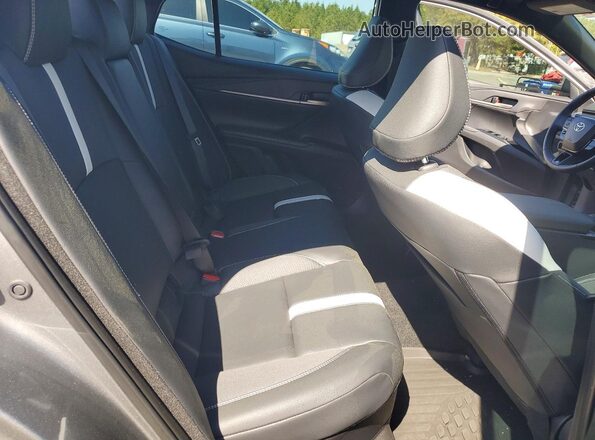 4T1DAACK9SU524367 2025 TOYOTA CAMRY Gray Widok tylnych siedzeń