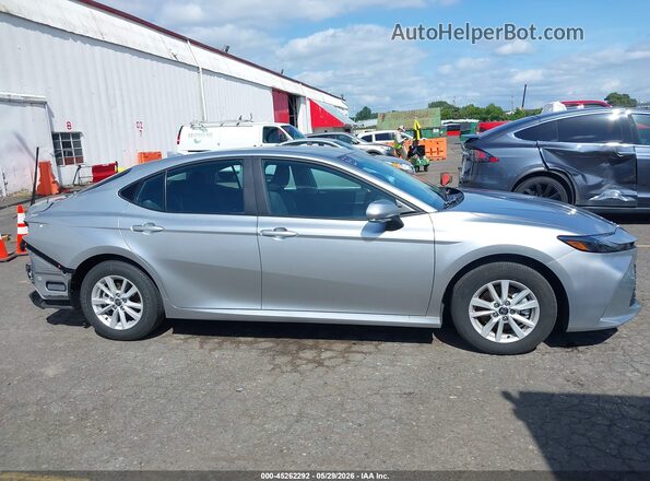 4T1DAACK9TU706202 2026 TOYOTA CAMRY Silver სალონის 360-გრადუსიანი ხედი