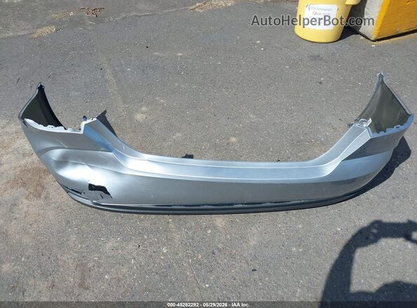 4T1DAACK9TU706202 2026 TOYOTA CAMRY Silver ხელსაწყოთა პანელის ხედი