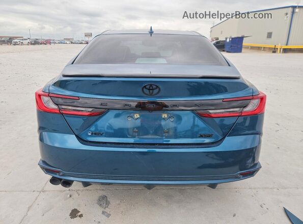 4T1DAACKXSU065589 2025 TOYOTA CAMRY Бирюзовый Вид сзади