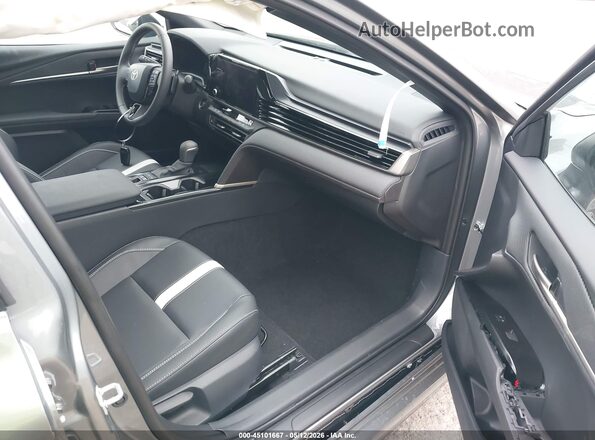 4T1DAACKXTU274848 2026 TOYOTA CAMRY Gray წინა სალონის ხედი
