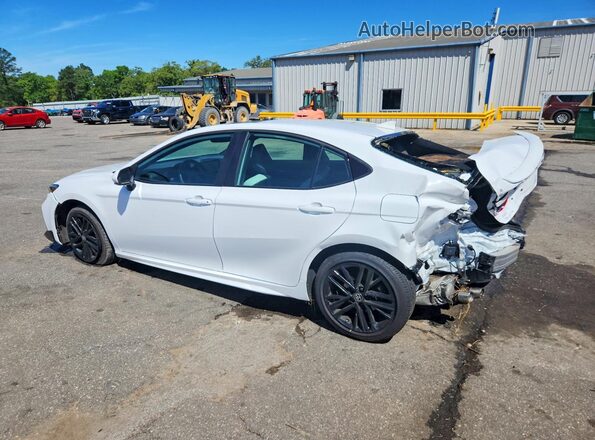 4T1DAACKXTU677955 2026 TOYOTA CAMRY White Rear left