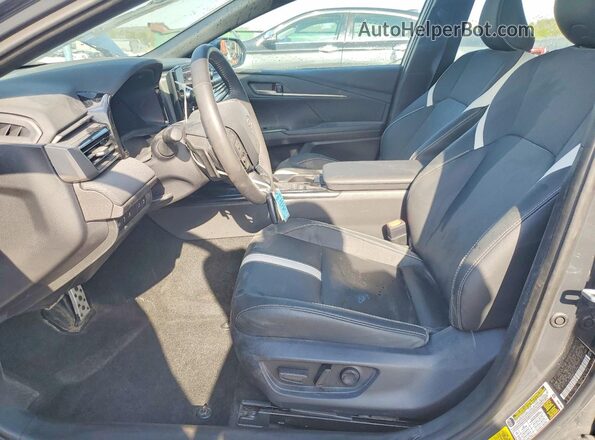 4T1DBADK3TU050154 2026 TOYOTA CAMRY Gray Widok wnętrza z przodu