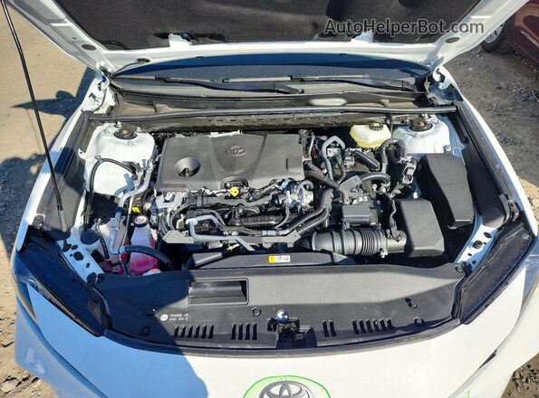 4T1DBADK9TU547841 2026 TOYOTA CAMRY Белый Вид задней части салона