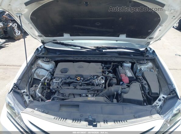4T1G11AK0MU478902 2021 TOYOTA CAMRY Белый Вид сзади