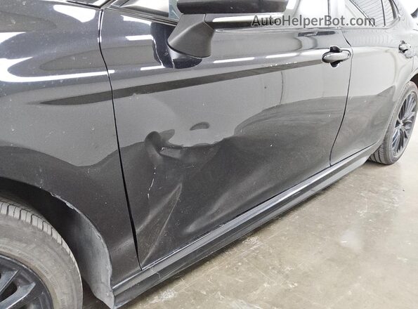 4T1G11AK0NU043301 2022 TOYOTA CAMRY Black 