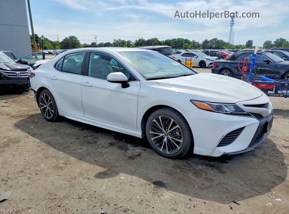 4T1G11AK1LU884279 2020 TOYOTA CAMRY White Przód prawy