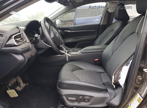 4T1G11AK9PU780841 2023 TOYOTA CAMRY Charcoal Вид салону спереду