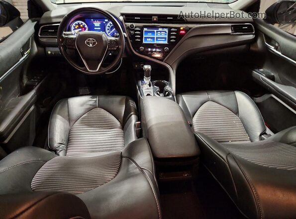 4T1G11BK8LU005679 2020 TOYOTA CAMRY Black Widok deski rozdzielczej