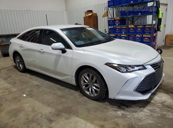 4T1JZ1FB0LU053136 2020 TOYOTA LE Белый Передняя правая четверть