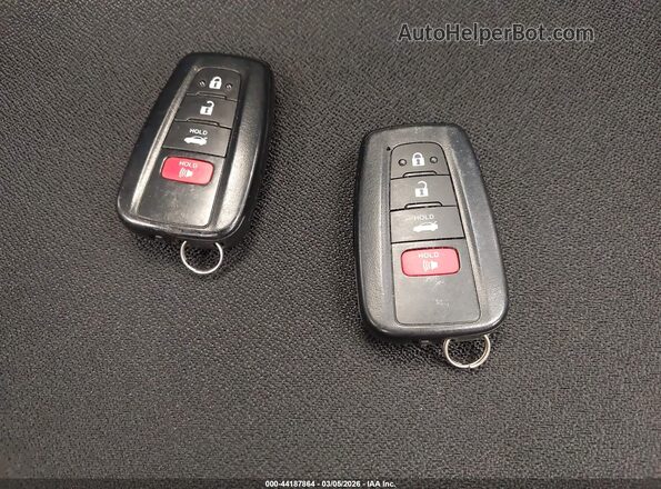 4T1K61AK7MU424945 2021 TOYOTA CAMRY Серебряный Вид панели приборов