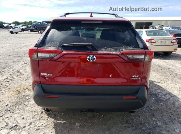 4T3B6RFV0MU055290 2021 TOYOTA RAV4 Red უკანა ხედი