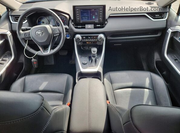 4T3B6RFV1MU043276 2021 TOYOTA RAV4 Серебряный Вид панели приборов