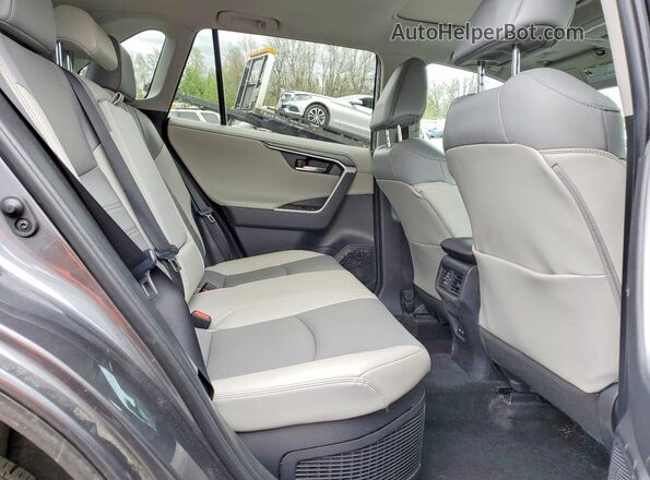 4T3D6RFV1MU044257 2021 TOYOTA RAV4 Gray Vista de los asientos traseros