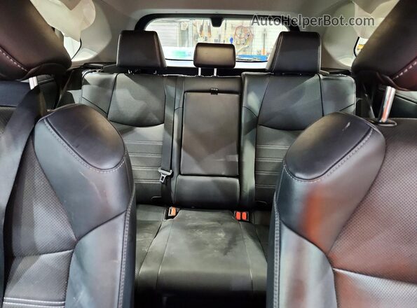 4T3D6RFV2NU071811 2022 TOYOTA LIMITED Красный Вид задних сидений