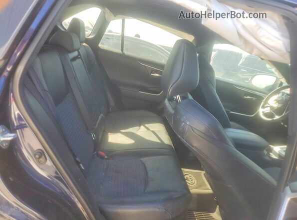 4T3E6RFV6MU017351 2021 TOYOTA RAV4 Blue Widok wnętrza z tyłu