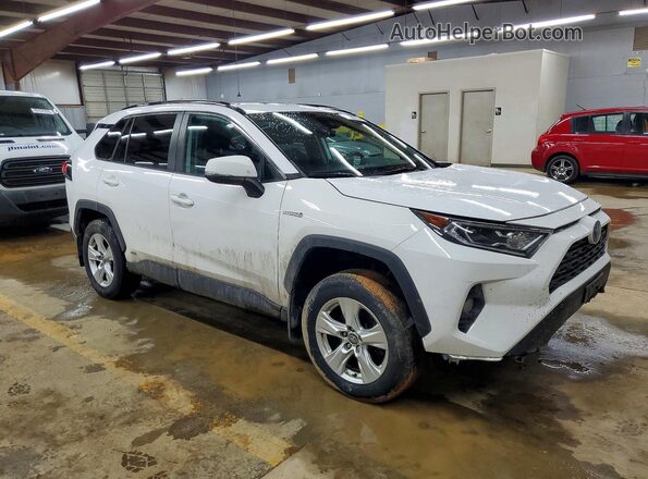 4T3R6RFV3MU013114 2021 TOYOTA RAV4 Белый Передняя правая четверть