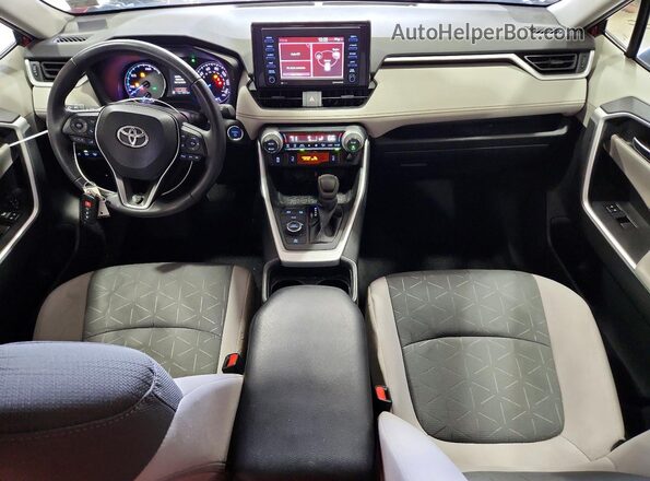 4T3RWRFV0MU013796 2021 TOYOTA RAV4 Бордовый Вид панели приборов