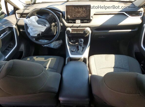 4T3RWRFV1RU145635 2024 TOYOTA RAV4 Gray წინა პანელის ხედი