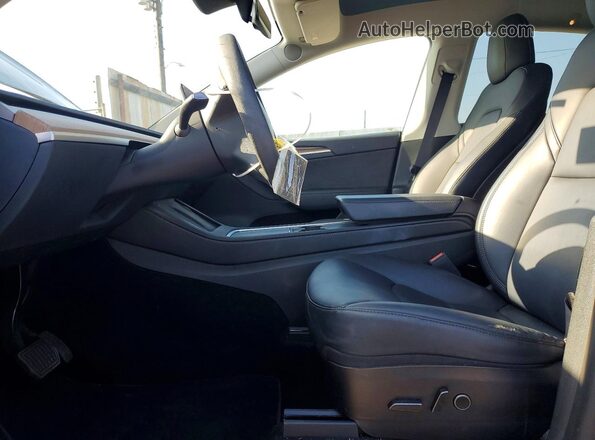 7SAYGDEE3PF664642 2023 TESLA MODEL Серый Вид панели приборов