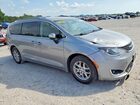 2020 Chrysler Pacifica Touring L Silver vin: 2C4RC1BG5LR279681