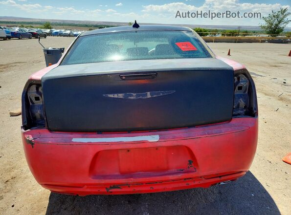 2C3CCAAG3GH141936 2016 CHRYSLER 300 Красный Вид салона спереди