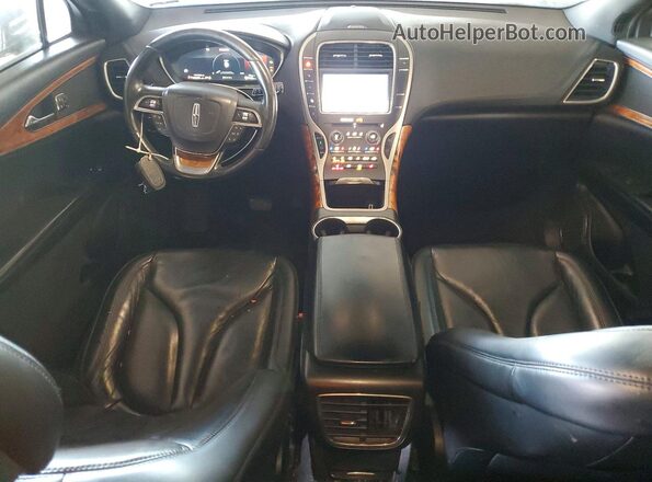 2LMPJ6K94KBL28632 2019 LINCOLN NAUTILUS Black Widok zestawu wskaźników
