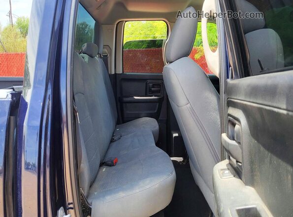 1C6RR6FT5HS866348 2017 RAM 1500 Синий Вид салона спереди