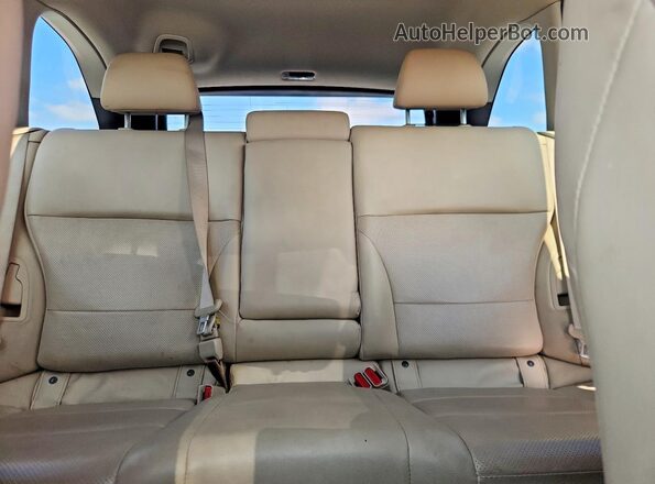 4S4BSANC5J3238336 2018 SUBARU OUTBACK Золотой Вид задней части салона