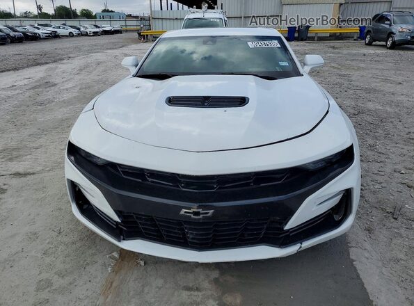 1G1FH1R78K0130743 2019 CHEVROLET CAMARO Белый Вид спереди