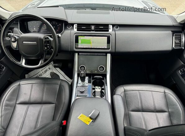 SALWR2RV8JA811916 2018 LAND ROVER RANGE Серебряный Вид салона спереди