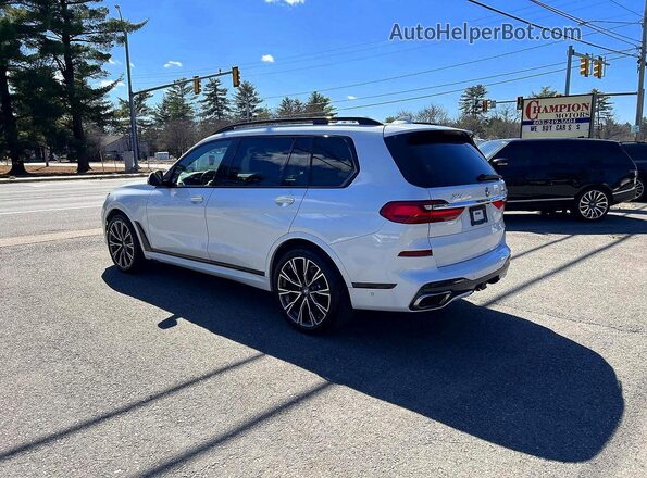 5UXCX4C51KLS37426 2019 BMW X7 White Widok z przodu