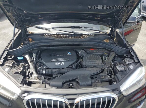 WBXHT3Z37H4A56438 2017 BMW X1 Черный Вид наклейки с VIN-кодом