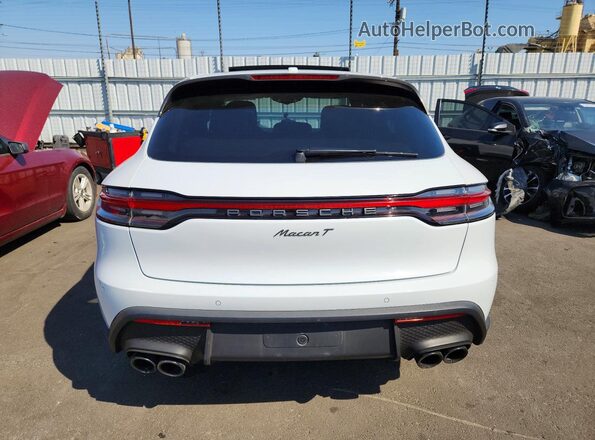 WP1AA2A59PLB16411 2023 PORSCHE MACAN Белый Вид салона спереди