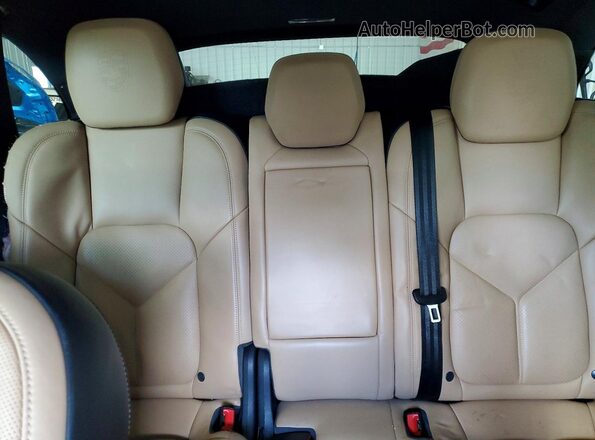 WP1AA2A22JKA07176 2018 PORSCHE CAYENNE Белый Вид задней части салона