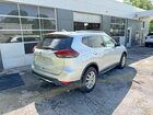 2018 Nissan Rogue S Серебряный vin: 5N1AT2MV9JC845437