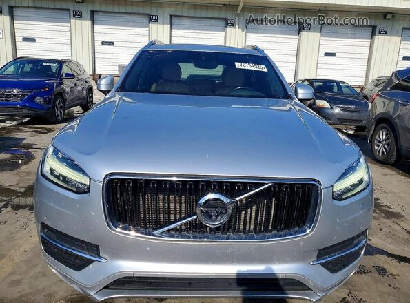 YV4102PK4J1347394 2018 VOLVO XC90 Серебряный Вид сзади