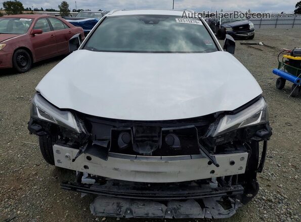 JTHY3JBH1K2006480 2019 LEXUS UX White Դիմացի տեսք
