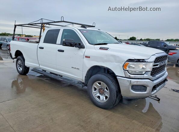 3C6UR5HJ6KG551475 2019 RAM 2500 Белый Вид спереди