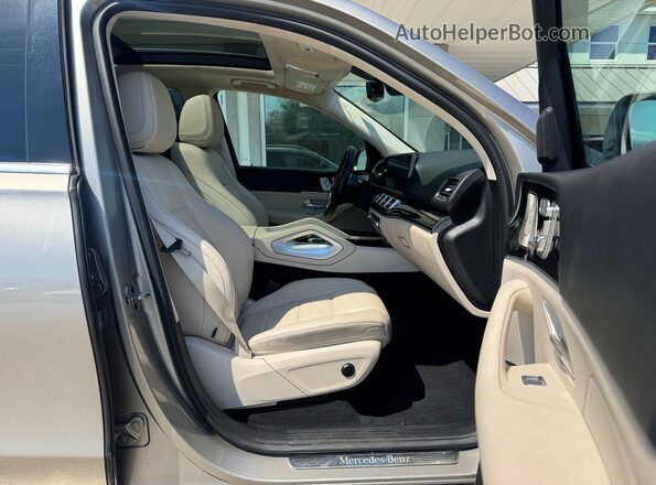 4JGFB4KB5NA803815 2022 MERCEDES-BENZ GLE Gold Rear view