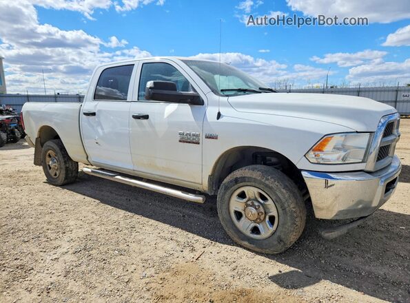 3C63R3CJ6HG566218 2017 RAM 3500 White Widok z przodu