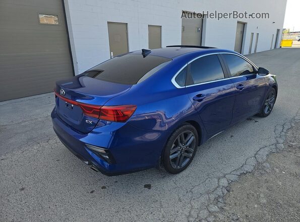 3KPF54AD7ME296796 2021 KIA FORTE Синий Вид спереди